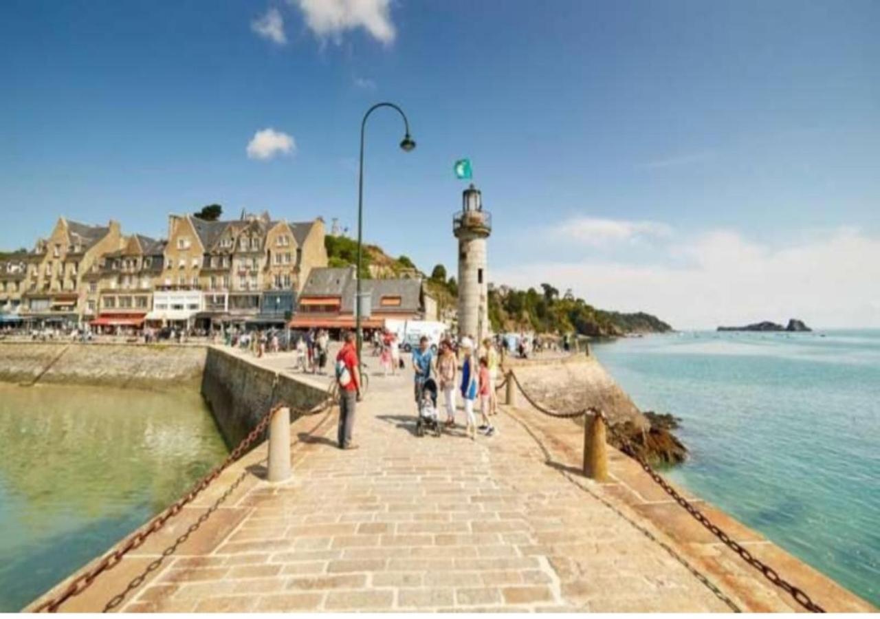 La Merveille By Mrodbnb - Appart Neuf - Vue Mer - 25M Plage & Resto - Cine - Cheminee - Popcorn Cancale Extérieur photo